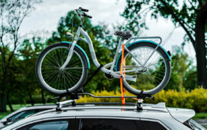 Auto Dachträger mit Fahrrad